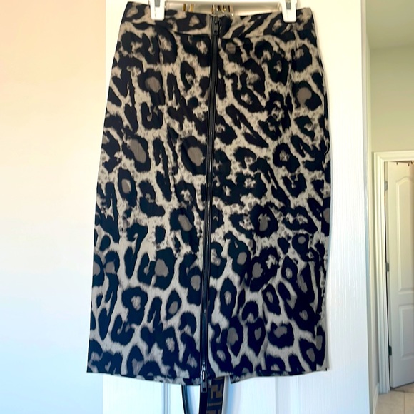 Kendall & Kylie Dresses & Skirts - Kendall + Kylie Animal Pencil Skirt